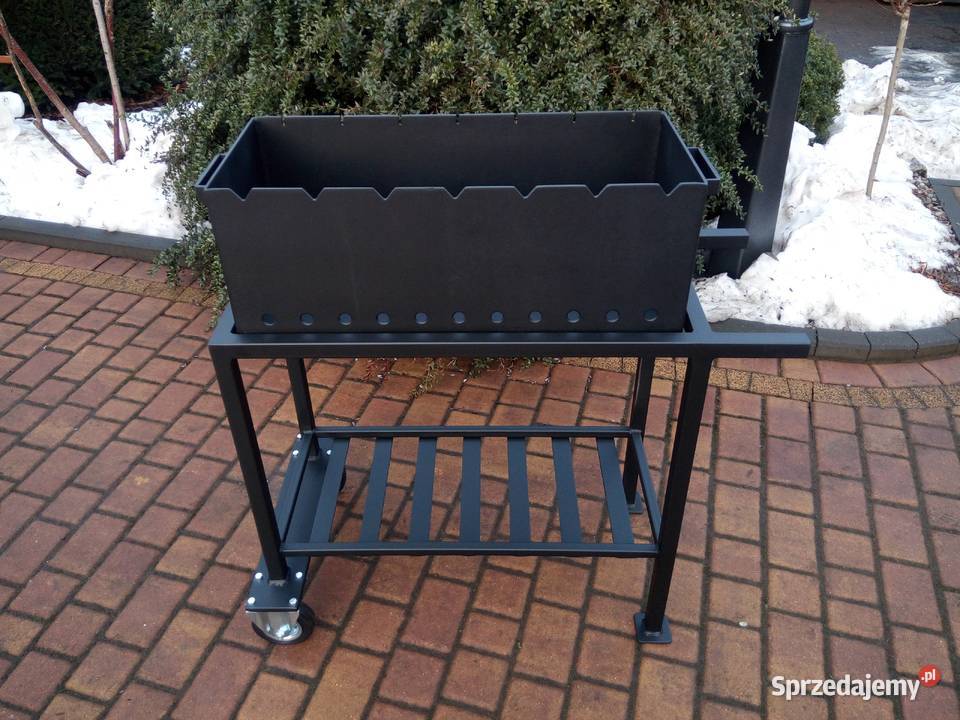 grill na szaszłyki szampury szampur mangał Ogród Damasławek