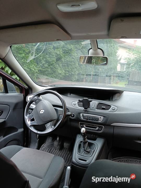Renault Grand Scenic lll 15 DCI 81KW Rok produkcji 2016 Września