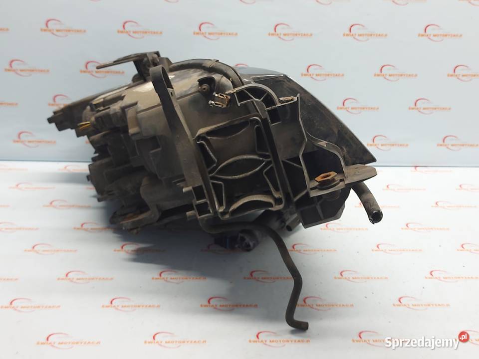 AUDI A4 B8 ALLROAD 10r lampa lewa przód