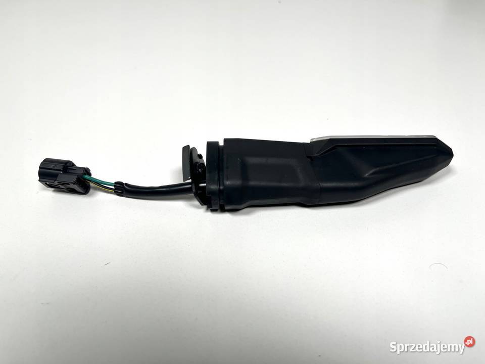 KAWASAKI Z 900 ZR900 2025 Kierunkowskaz lewy Łobżenica