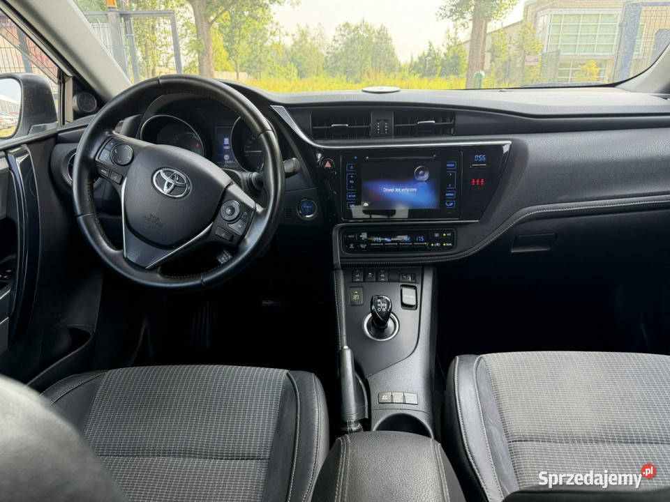 Toyota Auris 18 HSD 136 Prestige Skóra PDC Full czujnik deszczu Otwock Mały sprzedam