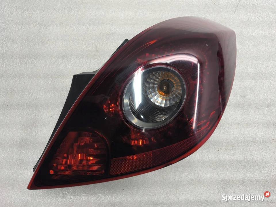 LAMPA PRAWY TYŁ 3D OPEL CORSA D LIFT