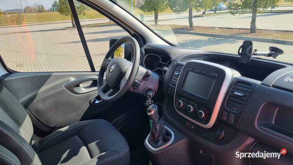 Renault Trafic L1H1 20 dCi 120 50 000 świętokrzyskie Masłów Drugi