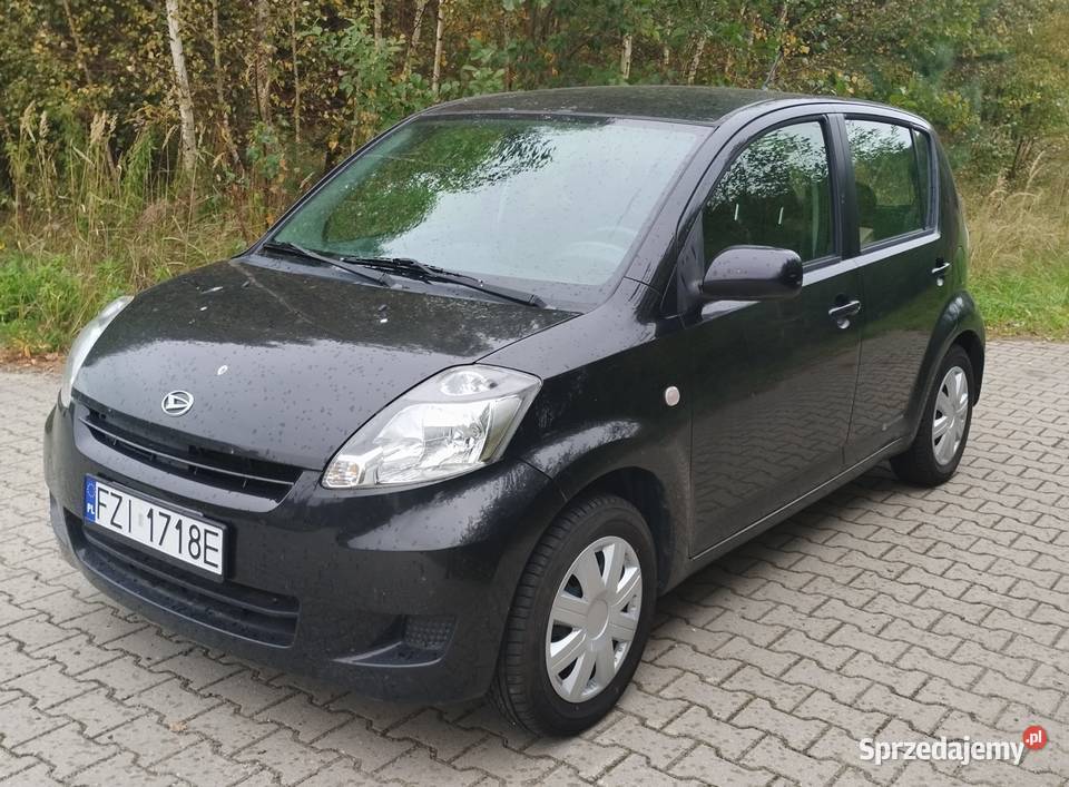 DAIHATSU SIRION 10 70 2010 zarejestrowany w lubuskie Zielona Góra sprzedam