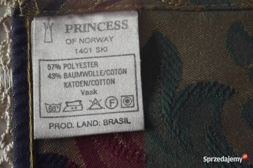 Piękny obrus PRINCESS 140164