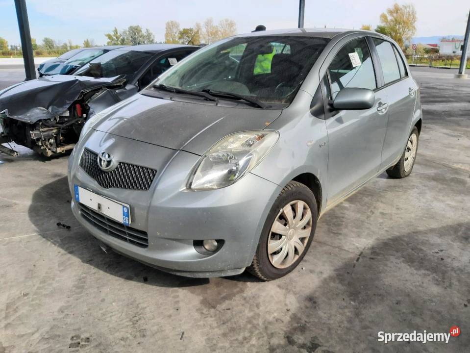 TOYOTA YARIS II WSZYTSKIE CZĘSCI Wola Szczygiełkowa sprzedam