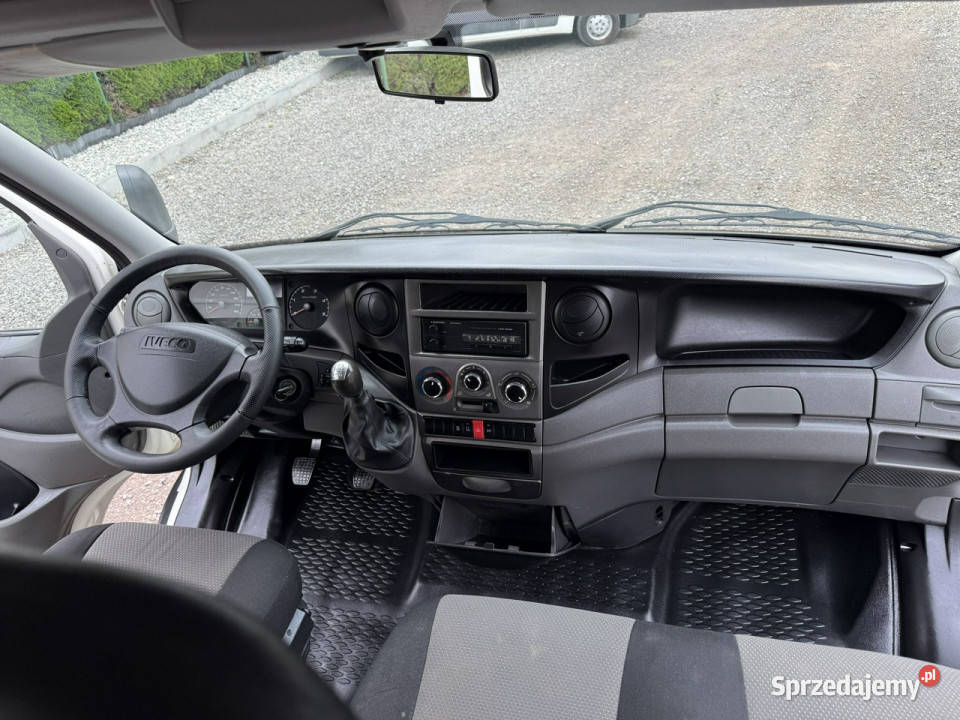 Iveco Daily 35C13 Kiper Wywrot Brygadówka 7Osób Rok produkcji 2011 Opoczno