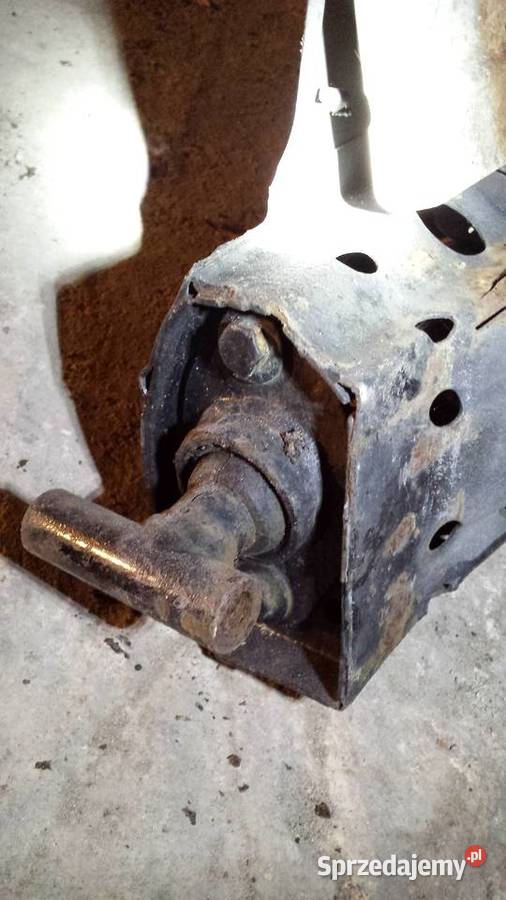 Podłużnica prawa odboj klakson BMW E30 Biłgoraj