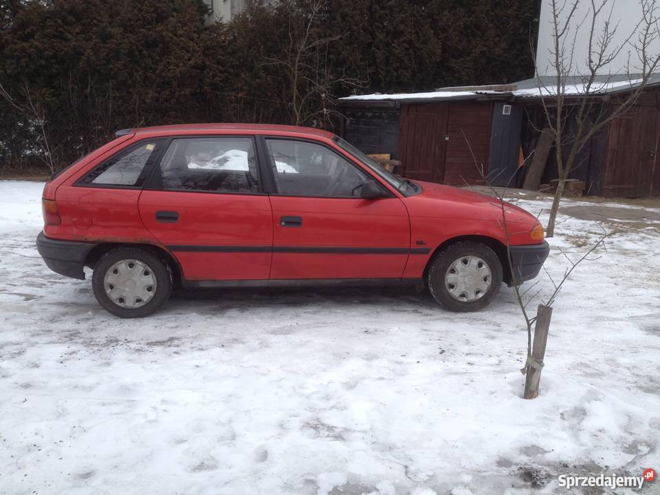 OKAZJAOpel Astra f 14 8v z 1992 rWspomaganie Marki