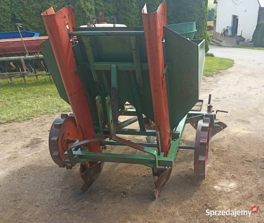 Sadzarka do ziemniaków dwurzędowa polska Spomasz Pisarzowa