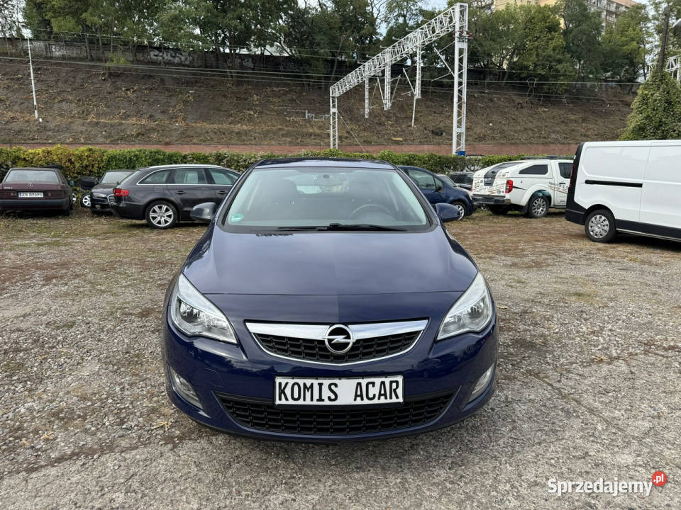 Opel Astra serwisowany w ASO Astra Szczecin
