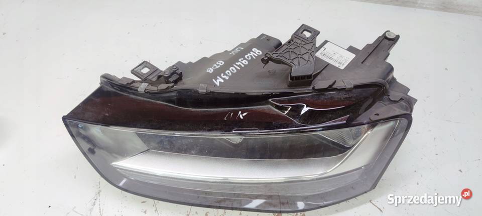 REFLEKTOR LEWY AUDI A4 B8 LIFT UK 8K0941003M osobowe Przystajń
