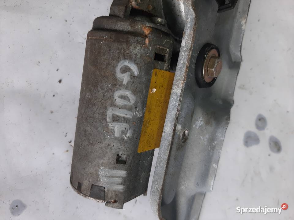 Volkswagen Golf III silniczek tylnej wycieraczki