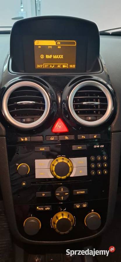 Opel Corsa 14 benzyna 87 2014r Klima Tempomat elektrochrom. lusterko wst. Corsa Dąbrowa Górnicza