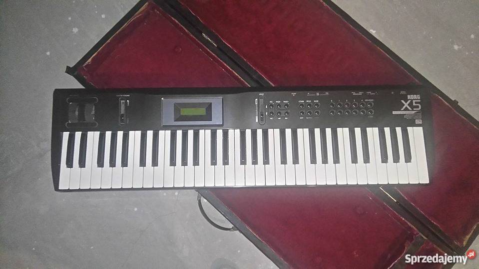 Syntezator Korg x5 Ryczów sprzedam