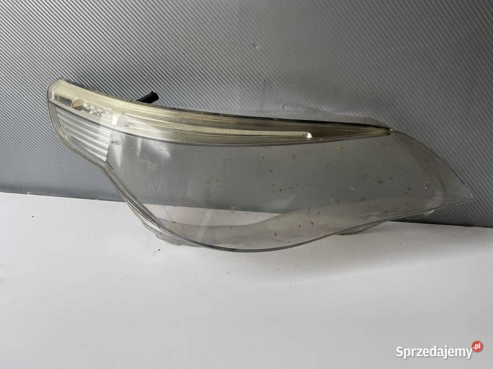BMW E60 PRAWY KLOSZ HELLA
