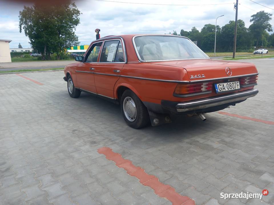 Mercedes Benz W123 24 diesel 1978 Morąg