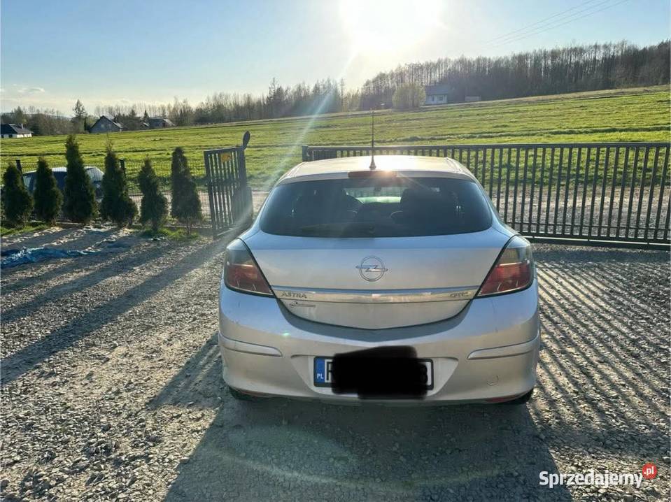 Opel Astra H GTC nieuszkodzony sprzedam