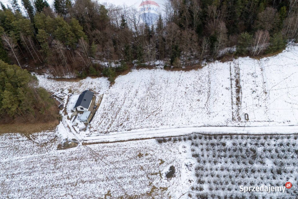 Działka budowlanorekreacyjna Kamionna 1378 ar utwardzona