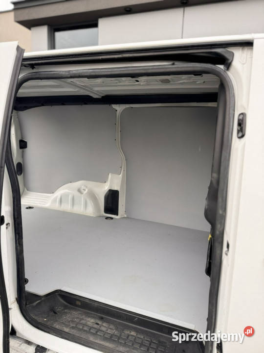 Opel Vivaro 20Cdti 122LongNowe oponyVat1 czujnik parkowania mazowieckie Radom sprzedam