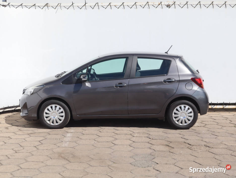 Toyota Yaris 10 VVTi sprzedam