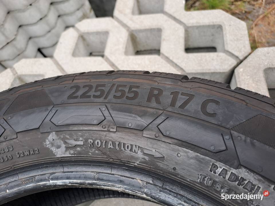 Opony zimowe 2255517C Continental vanContact Czarna Woda