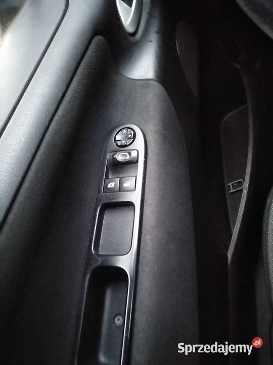 Peugeot 207 5 D14 benzyna EURO 5 2010r liftLedy tempomat Limanowa