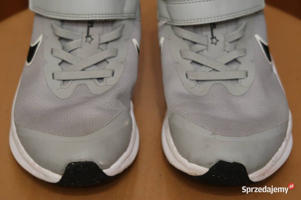 Buty chłopca firmy NIKE model Star Runner 3 34 Siedlce