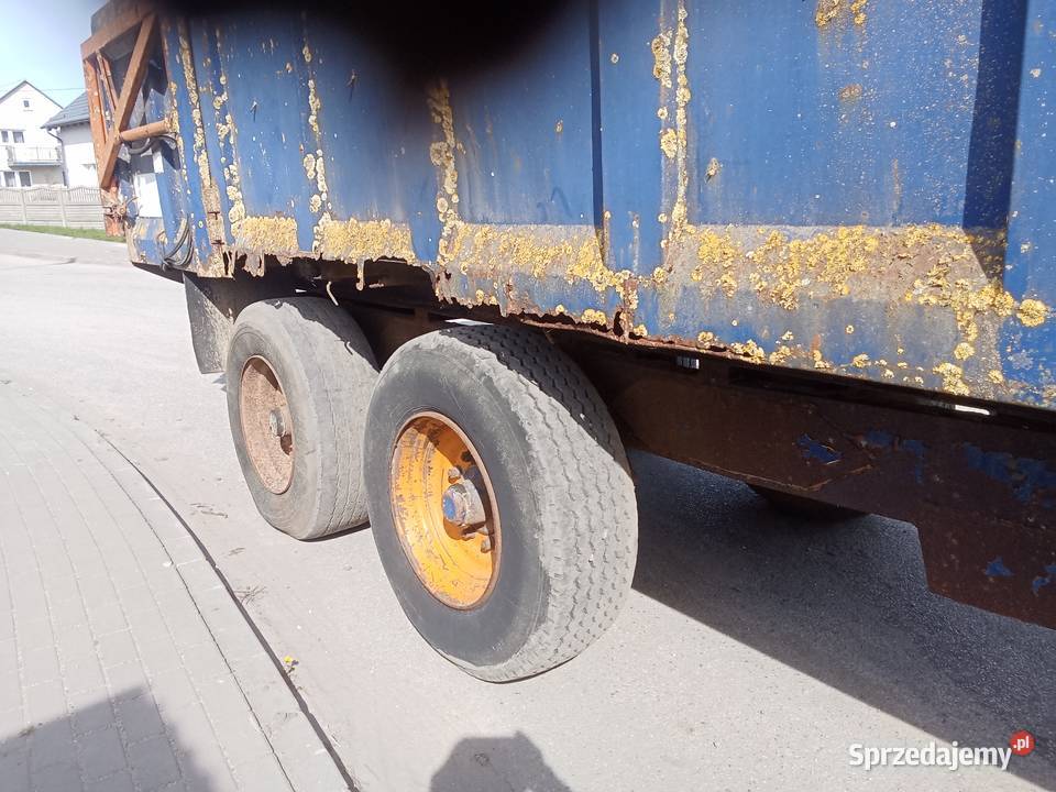 Przyczepa rolnicza uszkodzony Rudno