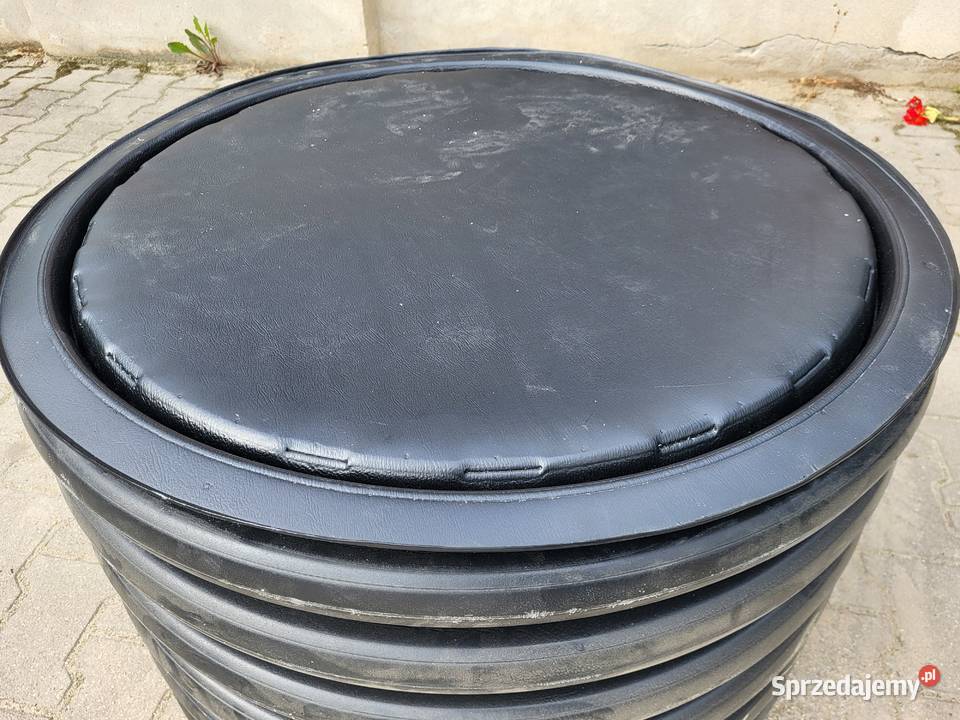 Dekieltaca na rurę plastikową 80 wewn