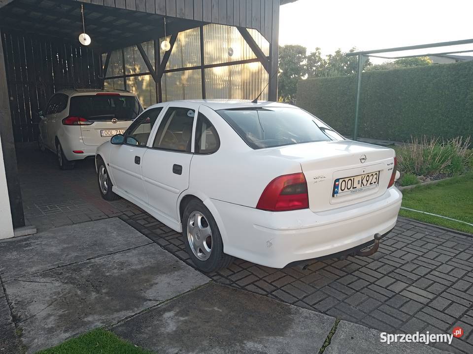Opel Vectra B 18 Olesno