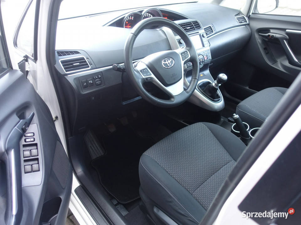 Toyota Verso 16i Navi Alu Panorama KamCof sprzedam