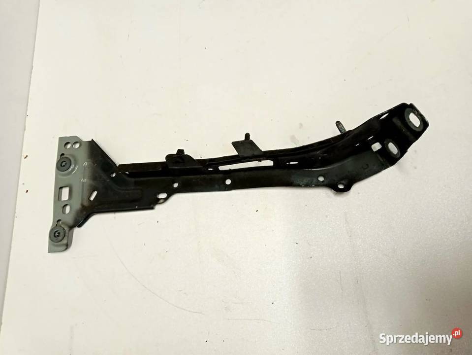 AUDI A4 B9 8W MOCOWANIE BŁOTNIKA WSPORNIK PRAWY Rakoniewice sprzedam