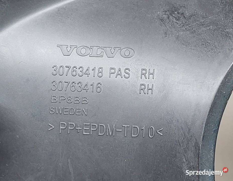 KRATKA ZDERZAKA PRZÓD PRAWA VOLVO XC60 I Mielęcin sprzedam