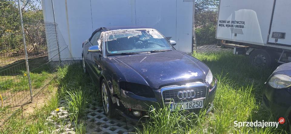 Uszkodzony Audi S4 Cabrio B7 42 Quattro