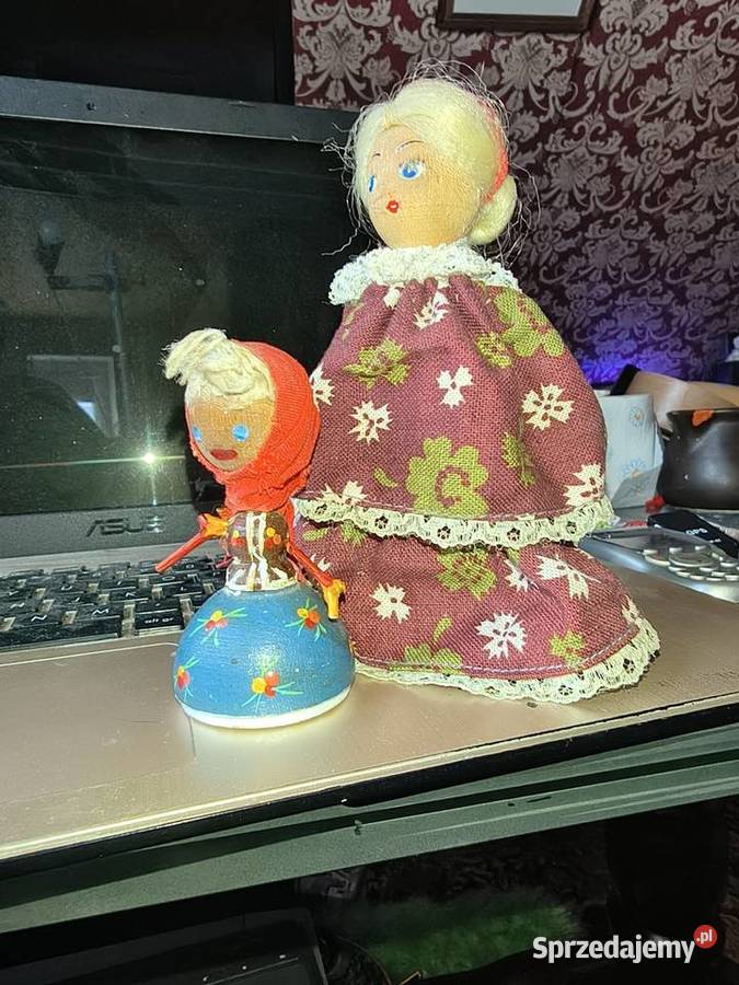 Dwie drewniane lalki Suwałki