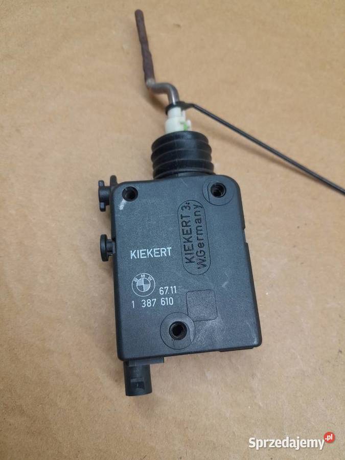 BMW E36 siłownik zamka klapy bagażnika 67111 387 Tomaszów Mazowiecki