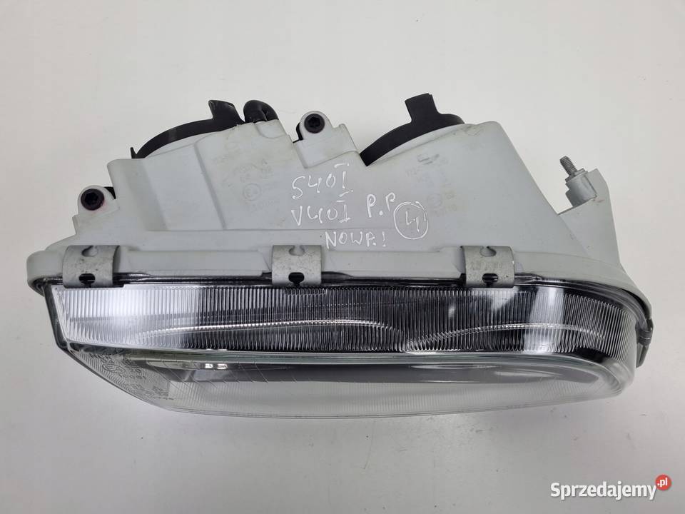 Volvo S40 II V40 LIFT PRZEDNIA LAMPA PRAWA PRAWY Oświetlenie