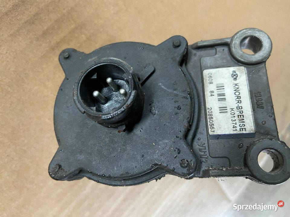 Zawór Volvo Renault K013741 20850557 ciężarowe Maszewo sprzedam