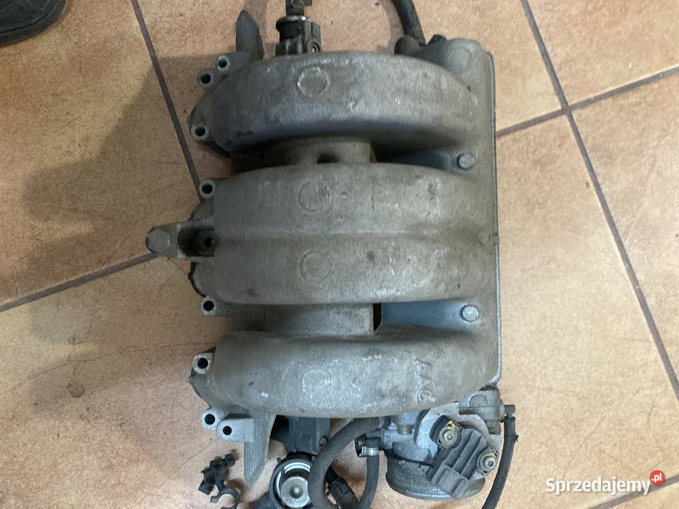 037133223K Kolektor ssący VW Passat B5 20 Rakoniewice