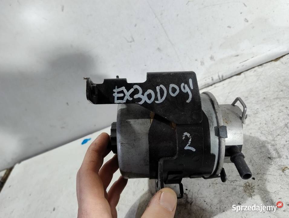 OBUDOWA FILTRA PALIWA INFINITI EX30