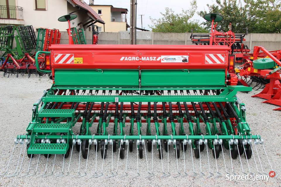 Siewnik zbożowy do zboża AgroMasz 25 27 30 m Rogóźno