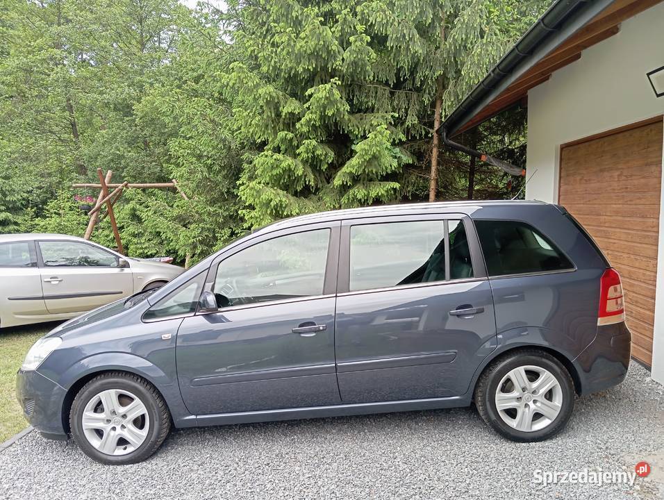2009r 16LPG Rok produkcji 2009 Zafira Harasiuki sprzedam