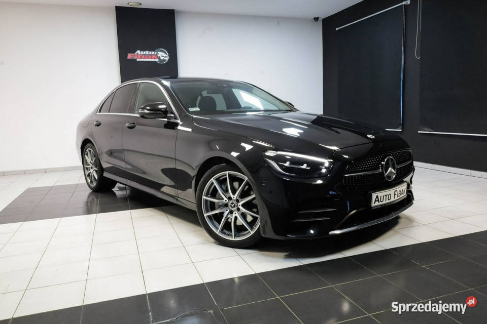 Mercedes E 220 e220d4MaticAMG LineSalon PolskaI czujnik zmierzchu