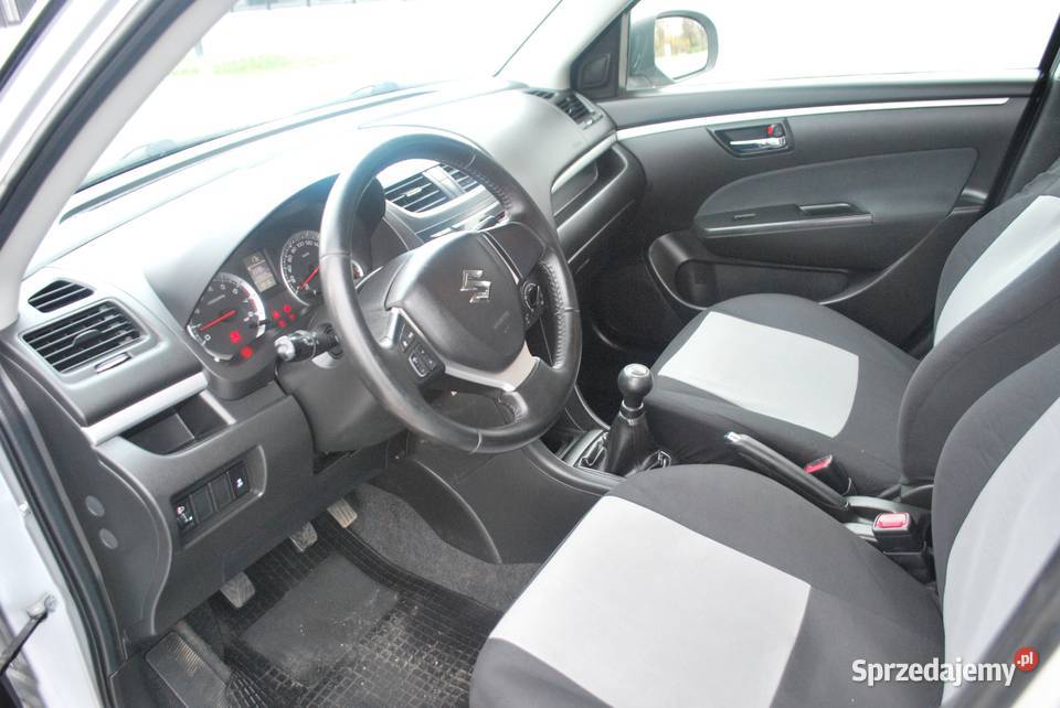 Suzuki Swift 4x4 Klima Grzane Fotele Zadbany światła do jazdy dziennej Swift Nowy Sącz