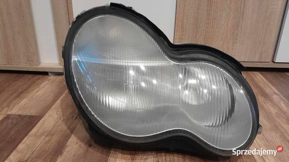 lampy przednie xenon Mercedes w203 Lampy przednie Zbuczyn