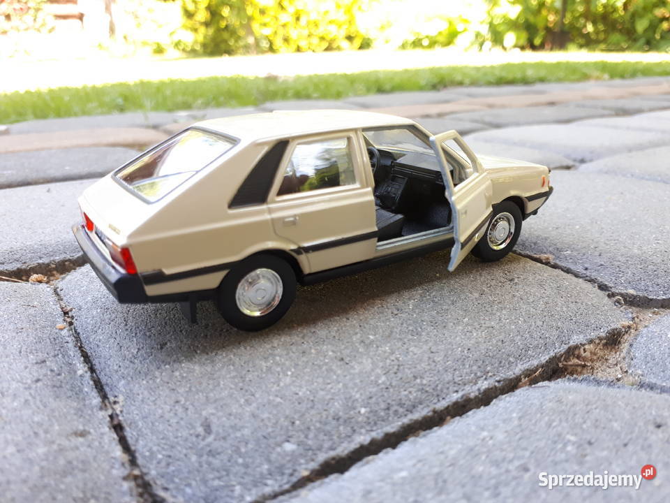 FSO Polonez 1500 MR78 Borewicz 134 czarne Tywonia