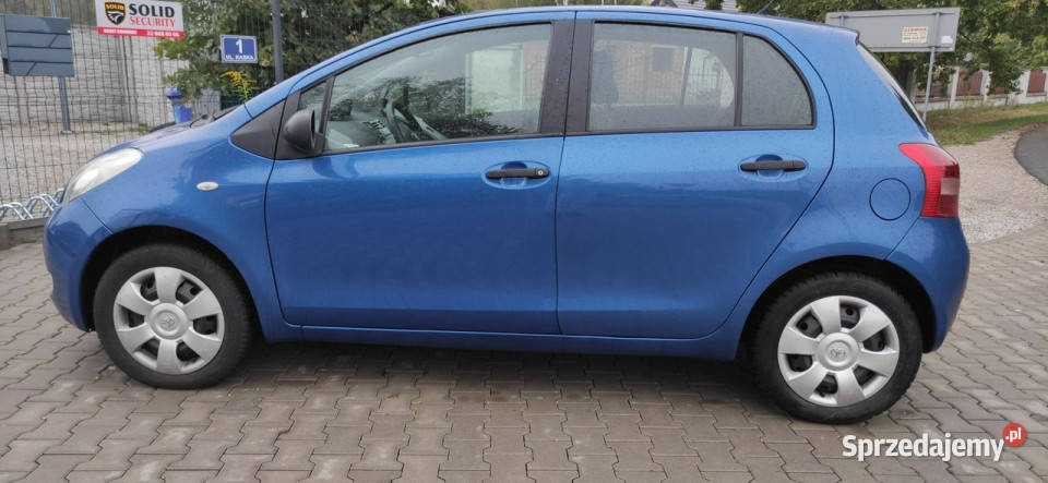 Toyota Yaris 13 l benz 5drzwi II 20052011 Stare Budy sprzedam