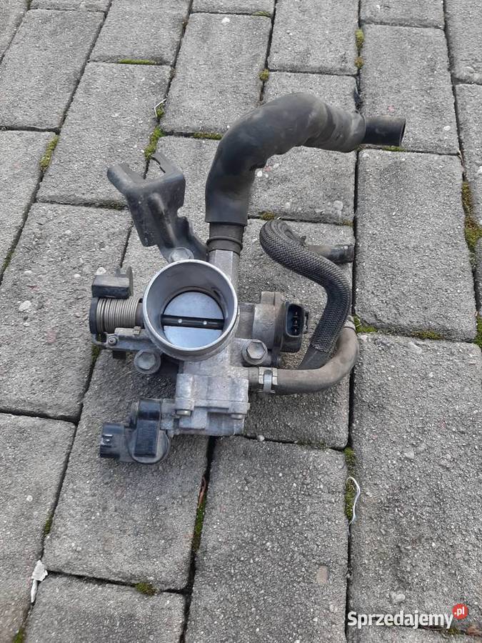 PRZEPUSTNICA TOYOTA COROLLA E12 2227022050 14 Kielno