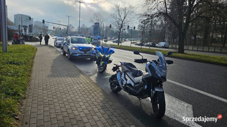 Honda XADV 750 abs kontrola trakcji grzane nieuszkodzony Gdynia